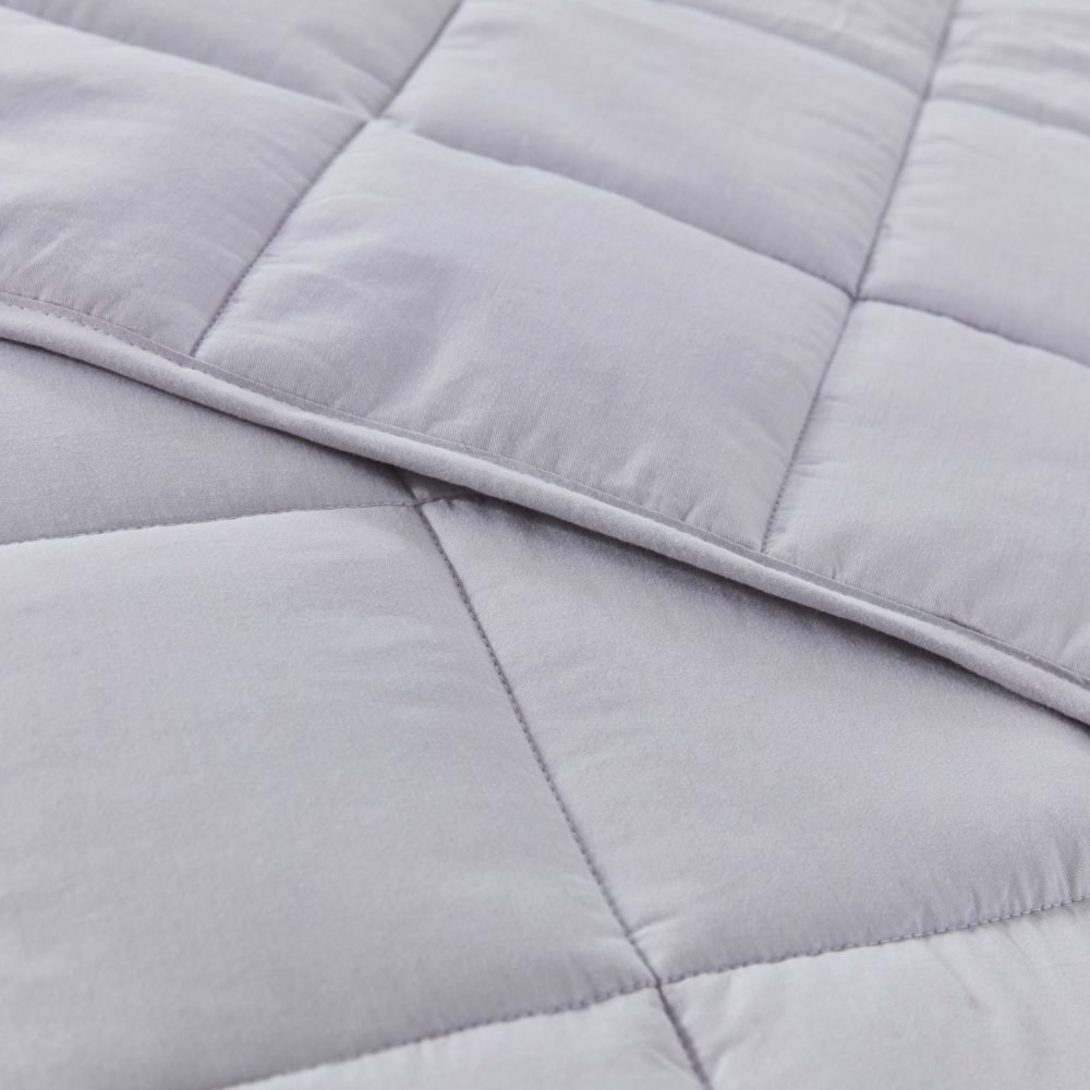 V-015658-03-9kg-Weighted-Blanket-One-Size-scaled-e1652445080653.jpg