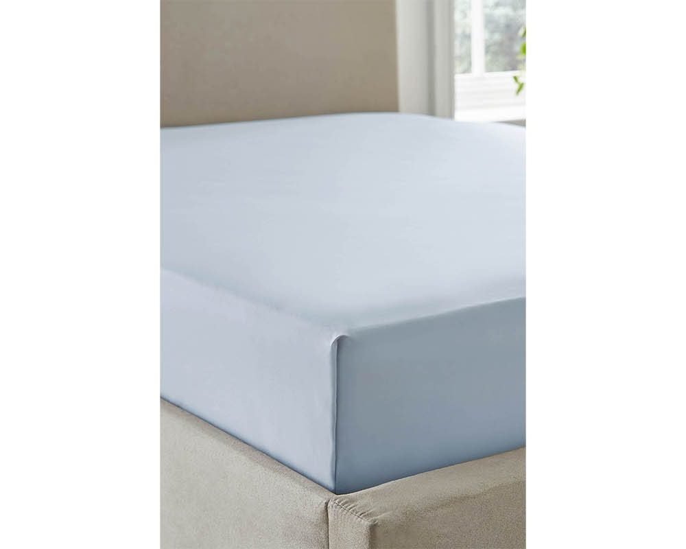 Eco_fitted_sheet_blue_close_up.jpg