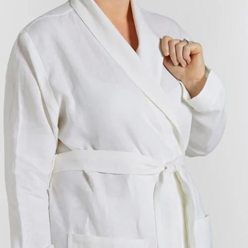 V-023141 03 Lazy Linen Bathrobe White - Small (1)